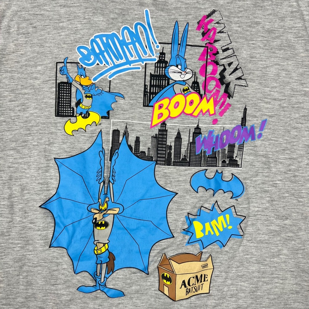 Warner Bros Looney Tunes Batman Shirt Women XXL Gray Bugs Bunny Daffy Coyote
